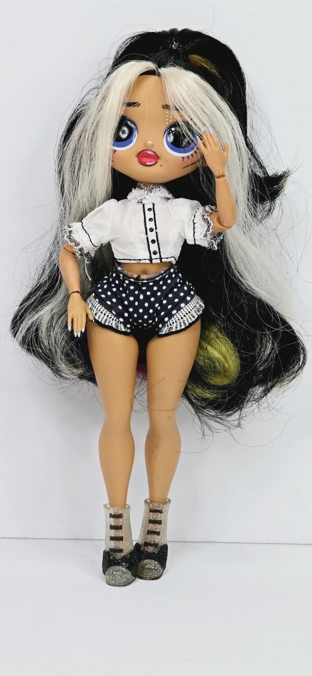 L.O.L. Surprise! O.M.G. Starlette Movie Magic Doll